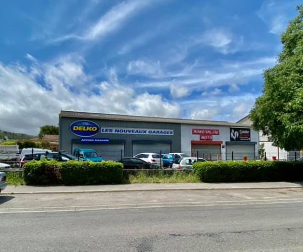 Vue du site Delko avant la pose de clôture rigide en remplacement d’un grillage souple